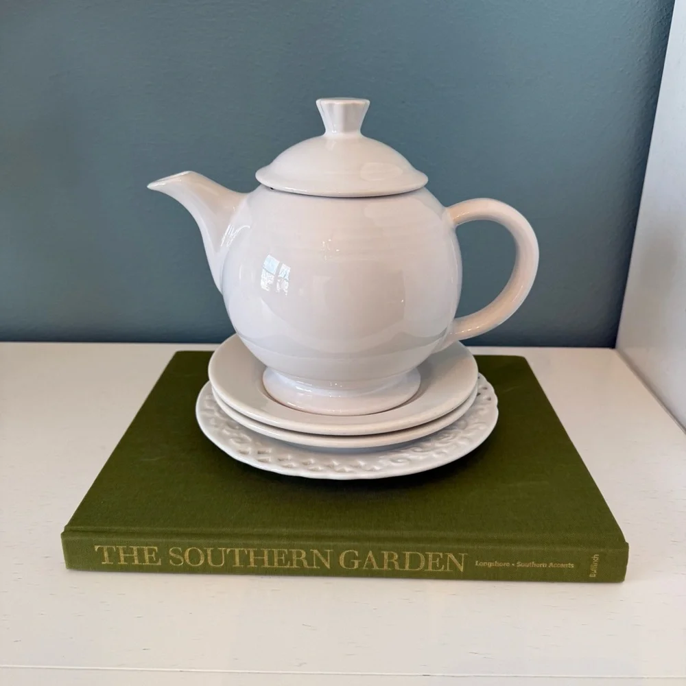 Vintage (2001) Green Decorative Book 'The Southern Garden' Bookstack Decor